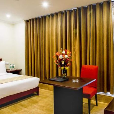 Clarks Inn Nehru Place New Delhi Exterior photo