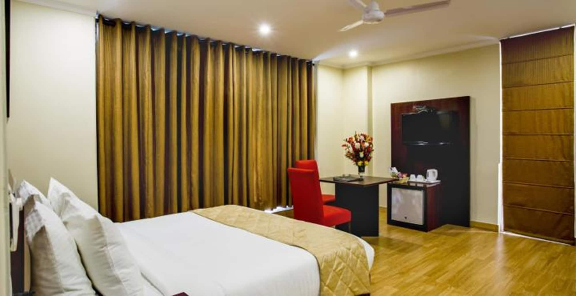 Clarks Inn Nehru Place New Delhi Exterior photo