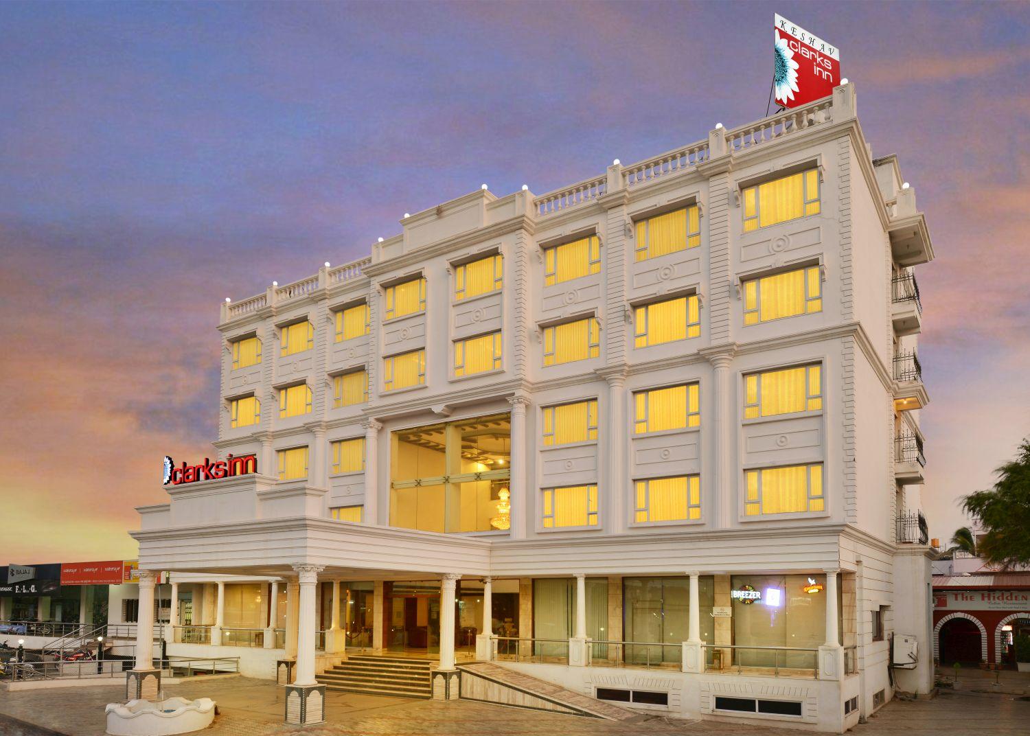 Clarks Inn Nehru Place New Delhi Exterior photo